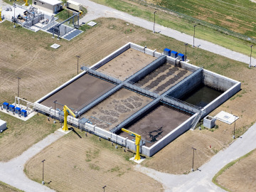 Aerial view of an EcoCycle sequencing batch reactor system with common wall construction