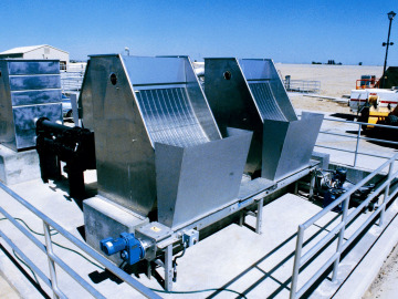Multiple units shown of the Hydroscreen Liquid Solids Separation Screen